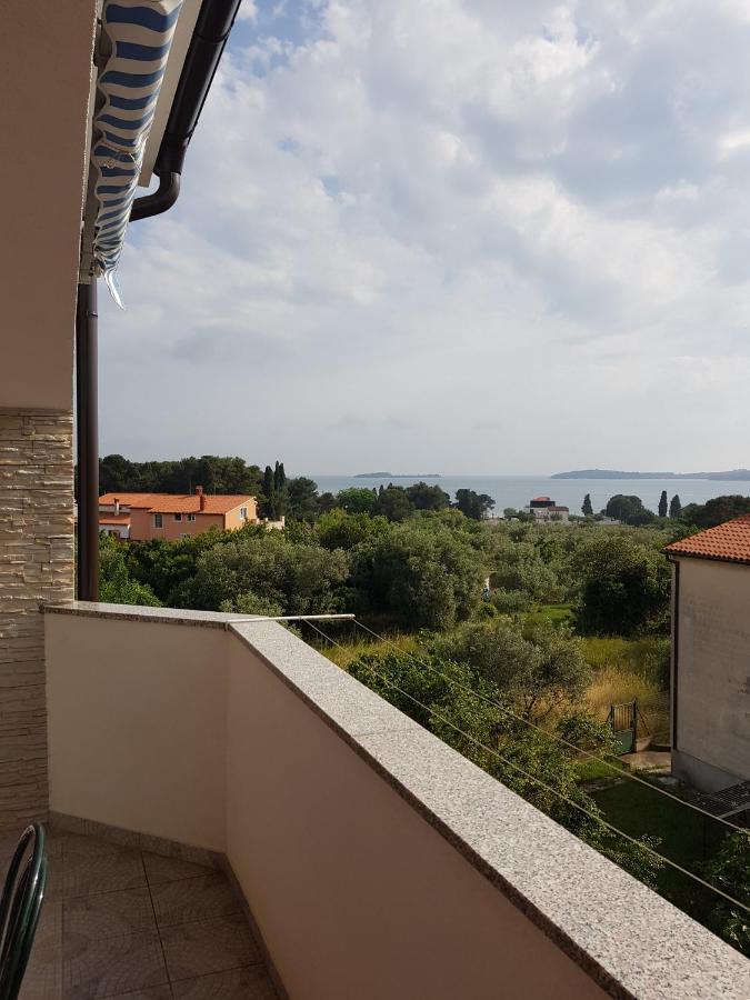 Apartmani Krajnovic Фажана Екстер'єр фото