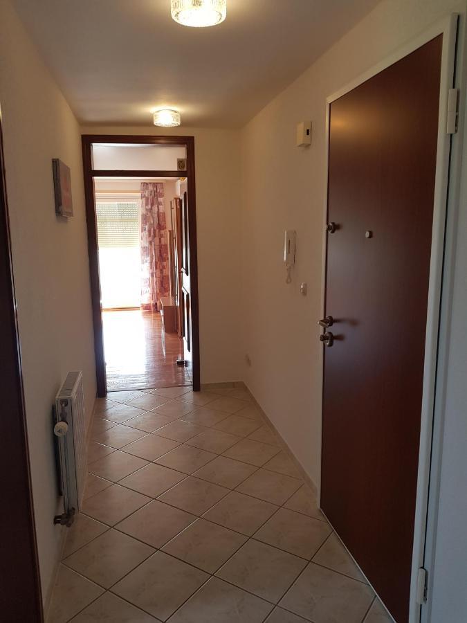 Apartmani Krajnovic Фажана Екстер'єр фото