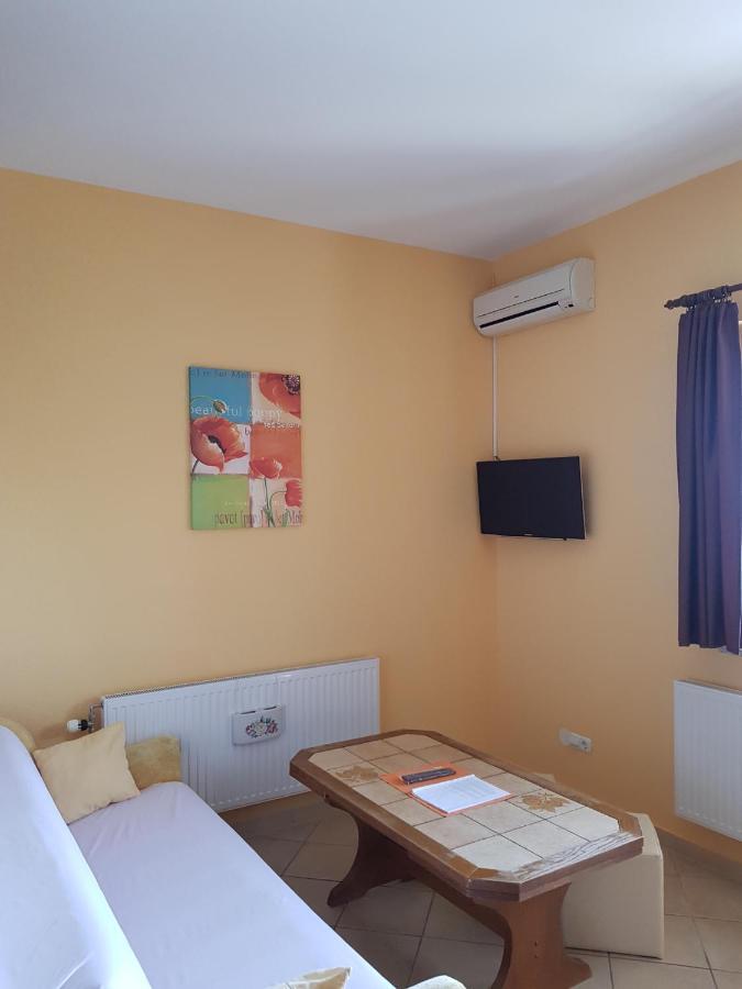 Apartmani Krajnovic Фажана Екстер'єр фото