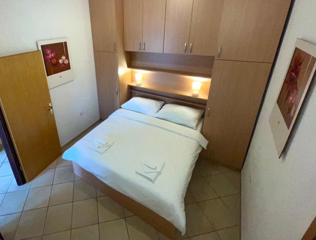 Apartmani Krajnovic Фажана Екстер'єр фото