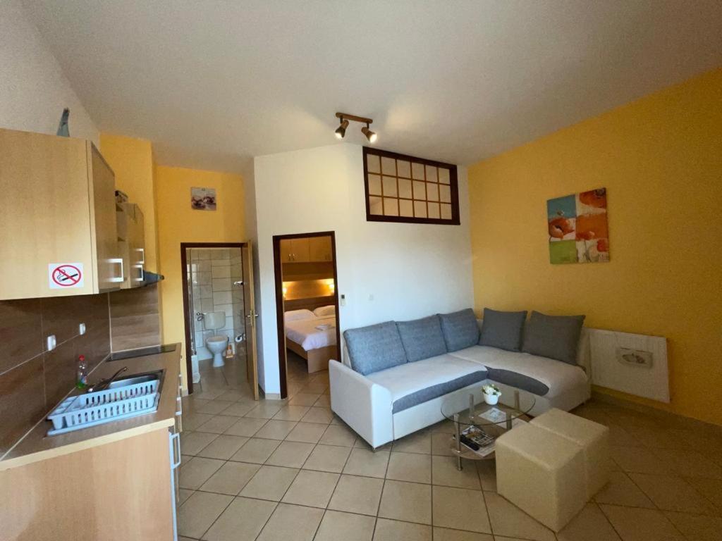 Apartmani Krajnovic Фажана Екстер'єр фото