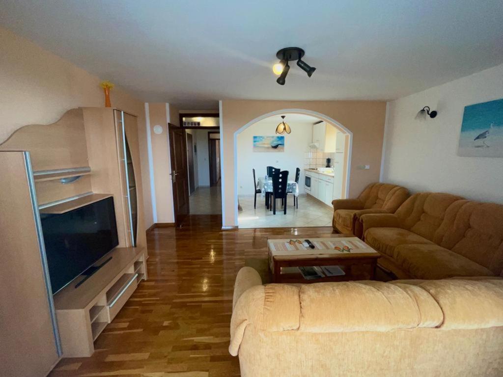 Apartmani Krajnovic Фажана Екстер'єр фото