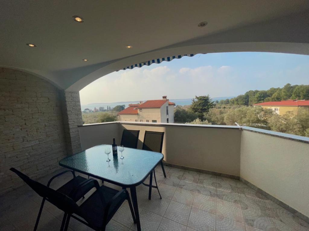 Apartmani Krajnovic Фажана Екстер'єр фото