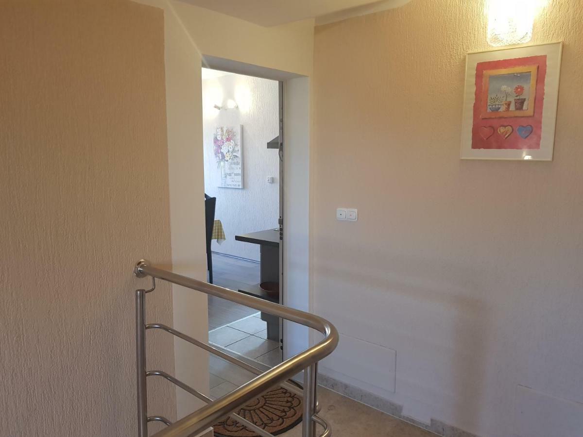 Apartmani Krajnovic Фажана Екстер'єр фото